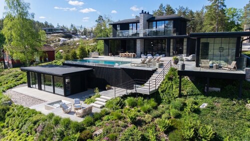 Luxury 5 Bedroom Waterfront Mansion Stockholm / Private Cinema & Spa Views