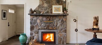 Artist Cottage Woodstock Retreat: Summer Rental, or Annual Getaway