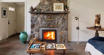 Artist Cottage Woodstock Retreat: Summer Rental, or Annual Getaway