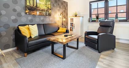 Pfötchen-Residenz Neu Stuer: Holiday Home with Garden, Terrace, WLAN, Dog-Friendly