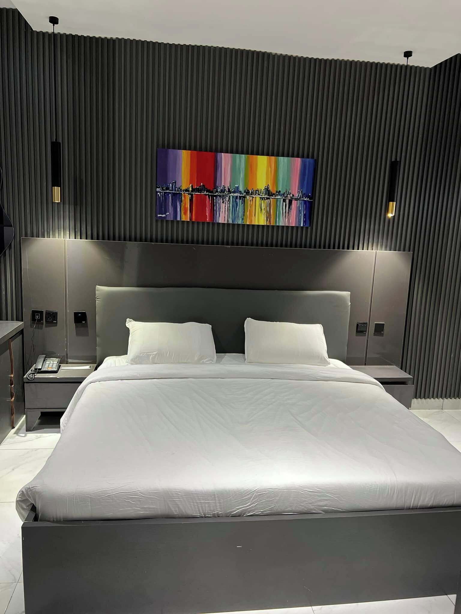 华丽客房, 阳台, 城市景观