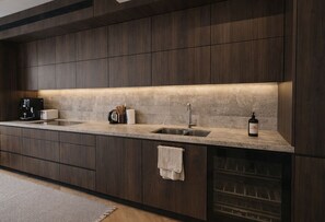 Private kitchen - Elegant 2BR Apartment Covent Garden (London)