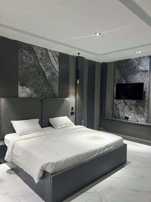 Economy Apartment, Balcony, City View - The Waves Apartment (Lagos)