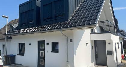 Modern, Cozy Accommodation Near Cologne