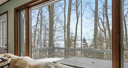 NEW! Peaceful Retreat Overlooking Burt Lake
