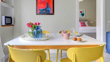 Comfort Apartment | Dining room