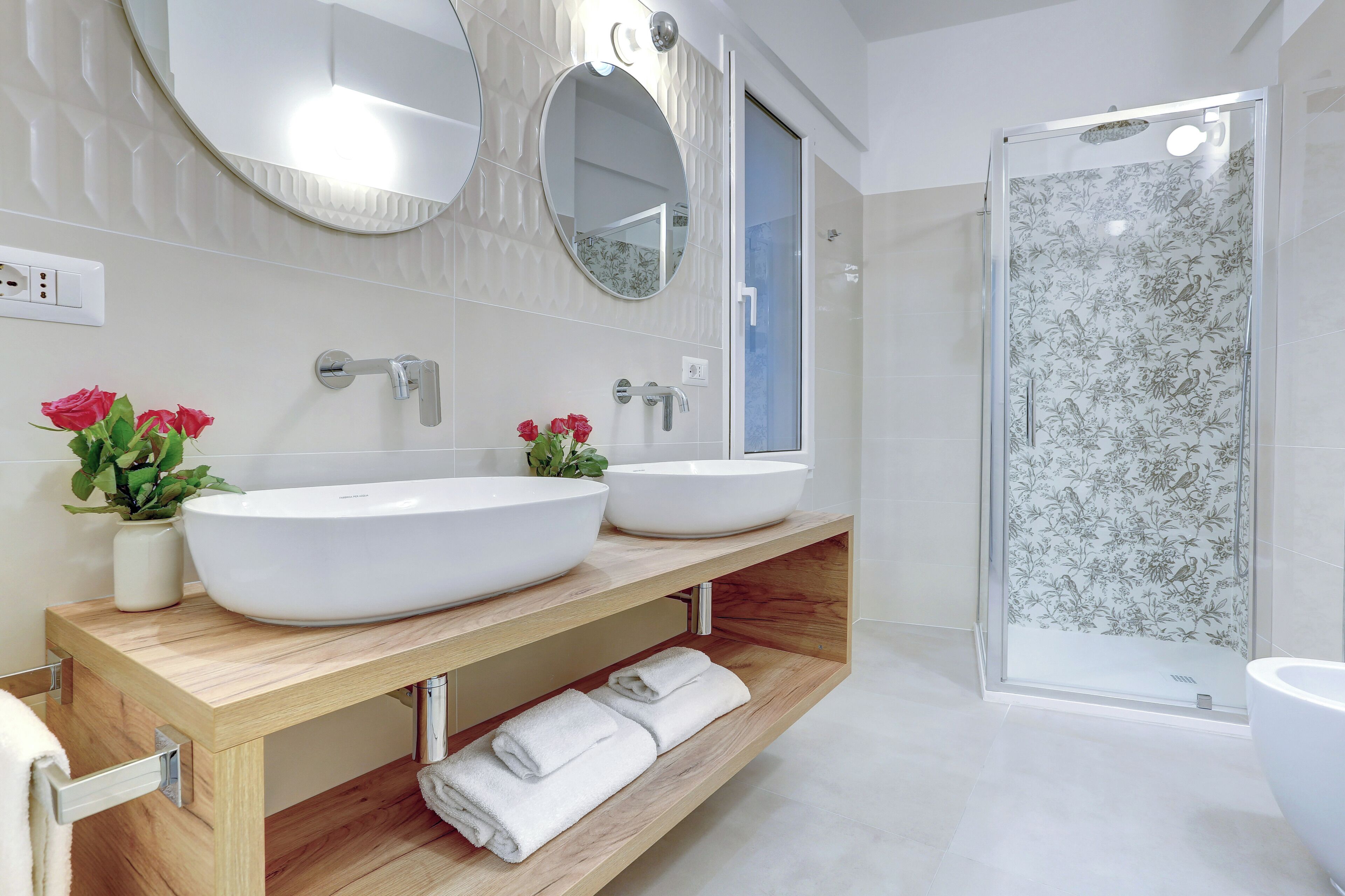 Comfort Apartment | Bilik Mandi | Pancuran mandi, pengering rambut, bidet, tuala disediakan 