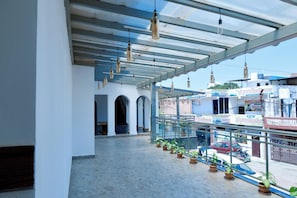 Property grounds - Hotel Tulsa Inn (Chhatarpur)