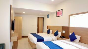 Deluxe Double Room, City View