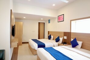 Deluxe Double Room, City View - Hotel Tulsa Inn (Chhatarpur)