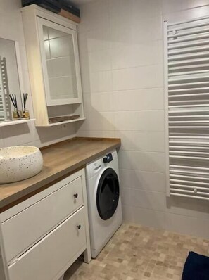 Interior - Vrbo Property (Caluire-et-Cuire)