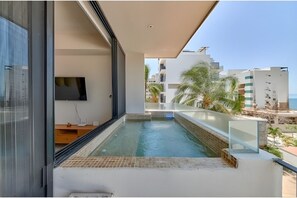 Pool - Departamento en renta con alberca, totalmente equipado en Bucerías (Bucerías)