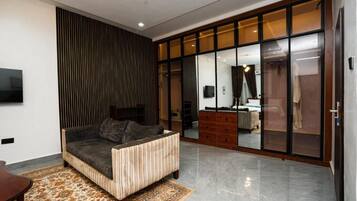 Habitación familiar, balcón, vista a la ciudad