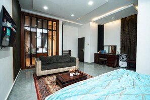 Kamar Keluarga, balkon, pemandangan kota | Interior