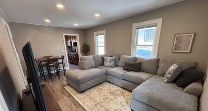 Modern 2 Bed Quiet & Friendly Morningside Area