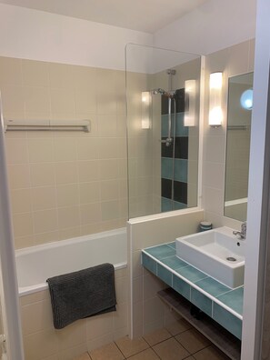 Bathroom - 2-room apartment 4/5 persons Trestraou (Perros-Guirec)