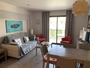 Living area - 2-room apartment 4/5 persons Trestraou (Perros-Guirec)