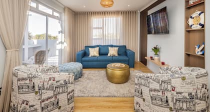 Cozy Luxury neat & clean Villa with double garage in the heart of Swakopmund