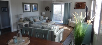 Cozy Oceanside Cottage in adorable Frisco