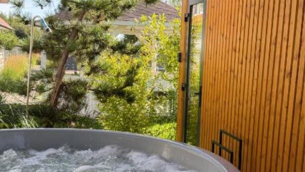 House | Spa treatment - Luxury Holiday Home With Terrace, Sauna, Jacuzzi (Rewal)