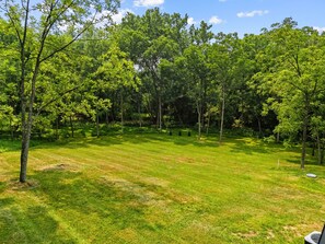 Property grounds - Chalet w/Hot Tub, Deck, Game Room & EV Charger (Stephens City)