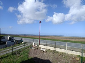 Property grounds - Ker Fran Escapade Iodée in Hirel direct view of the bay of Cancale /Mt St Michel (Hirel)