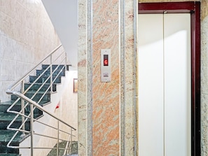 House | Interior - Hotel O Triplicane Park Royal (Chennai)