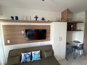 Studio Deluxe - utsikt mot poolen | Vardagsrum