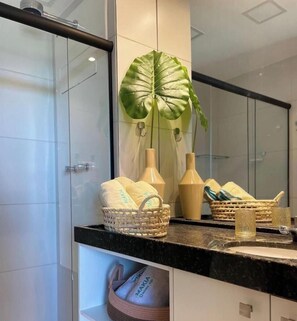 Apartment | Bilik Mandi