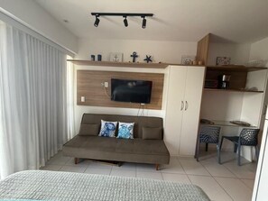 Studio Deluxe - utsikt mot poolen | Vardagsrum