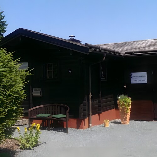 Chalet 'Blockhaus FerienZauber I' mit privater Terrasse, Garten und WLAN