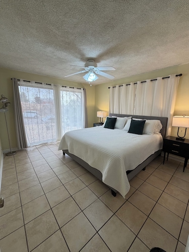 Full home with gym in Historic Sunset Heights near downtown El Paso