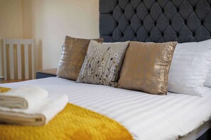 Iron/ironing board, WiFi, bed sheets - Daisy Cottage - an enchanting cottage (Scarborough)