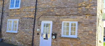Daisy Cottage - an enchanting cottage