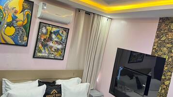 Basic Apartment, City View | Free WiFi