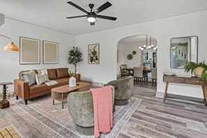 Living area - 4BR Retreat w/ Game Shed | Near Downtown (West Columbia)