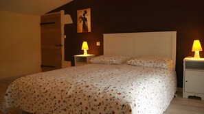 WiFi, bed sheets