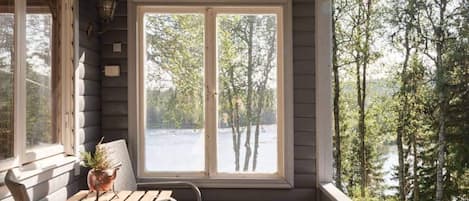 House | Outdoor dining