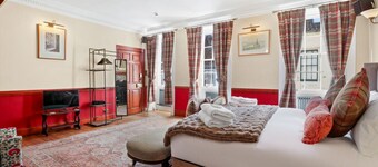 The Georgian Suite at The Merchant`s