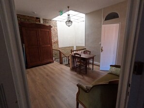 Interior - Holiday Apartment “Graingalet” with Balcony, Wi-Fi, and Air Conditioning (Carbonne)
