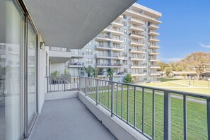 Deluxe Studio | Terrace/patio