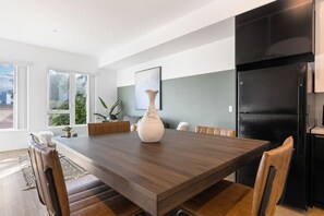 Dining - Light-Filled Artsy Stay in Little Tokyo, Walk to best Sushi Bars and Metro (Los Angeles)