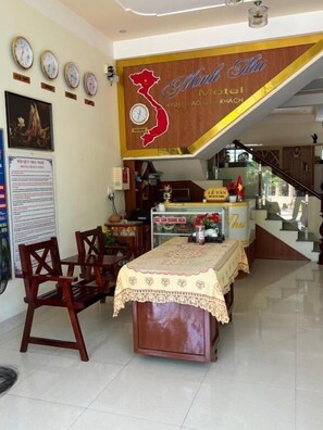 Dining - MINH THU MOTEL (Quang Ngai)