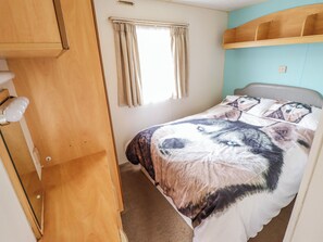 3 Schlafzimmer, individuell dekoriert, individuell eingerichtet