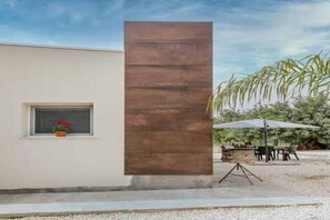 Terrace/patio - Cozy cottage with large garden in Avola, just 5 min walk from the sea (Gallina)
