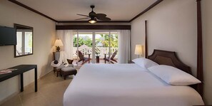 3 bedrooms, iron/ironing board, WiFi, bed sheets - Luxury 3BR Villa | Private Chef, Golf Cart & Pool | VIP Beach Access (Cabarete)