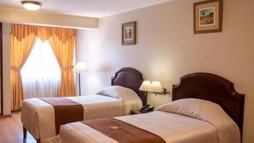 Comfort Twin Room, City View