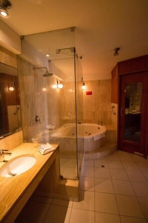 高级套房, 城市景观 | 浴室