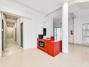 House | Reception