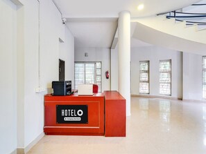 House | Reception